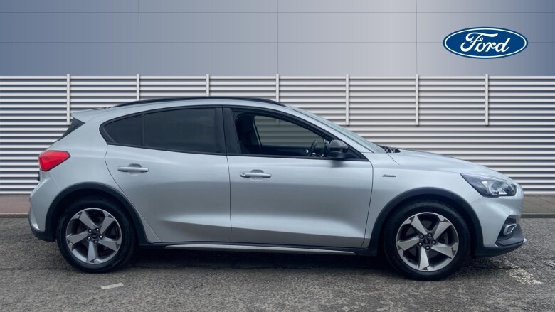 Ford Focus 1.0 EcoBoost 125 Active 5dr Petrol Hatchback